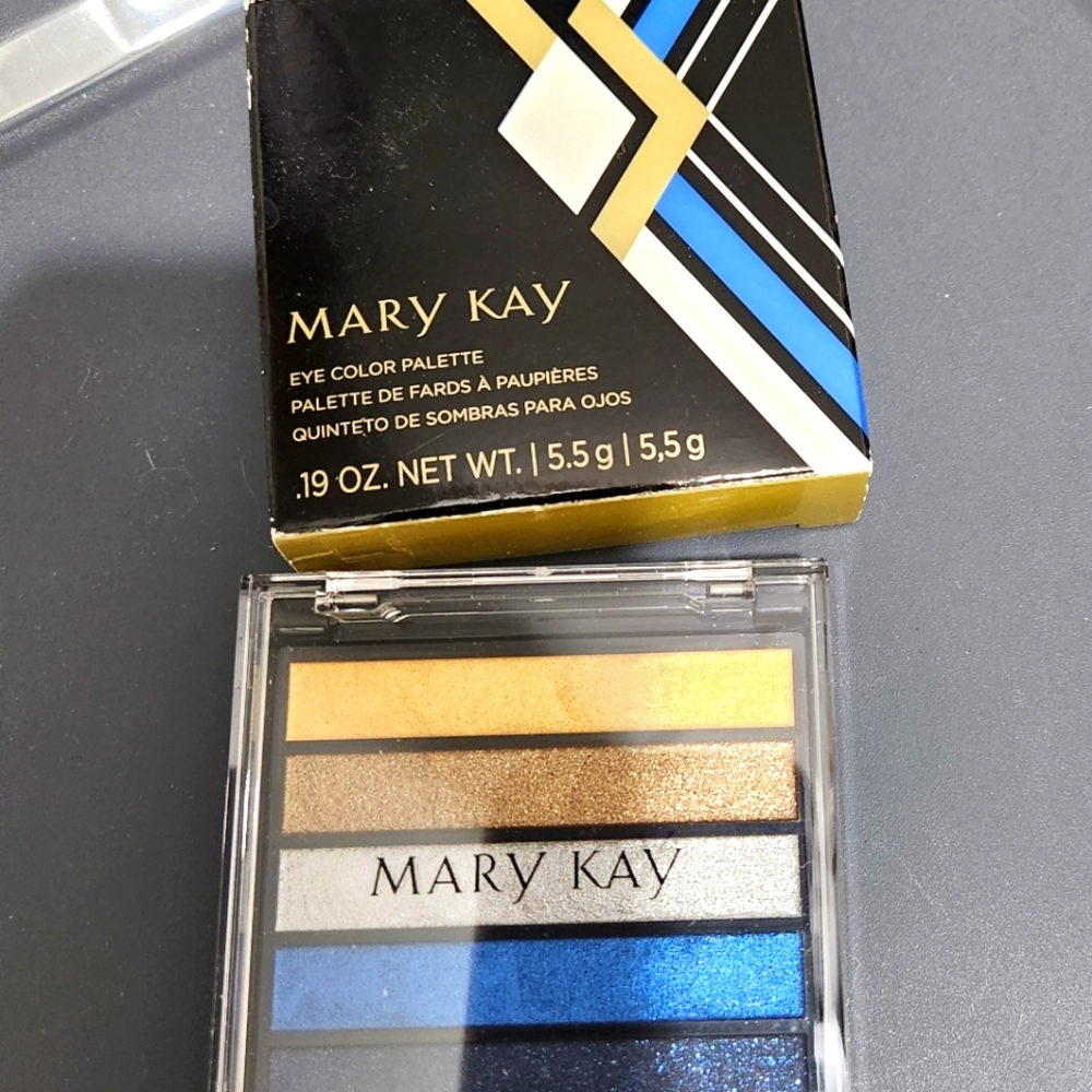 Mary Kay Rock the Runway Palette